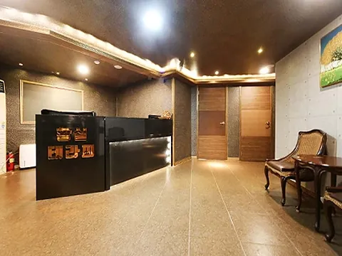 수택동 황실테라피 매장 사진