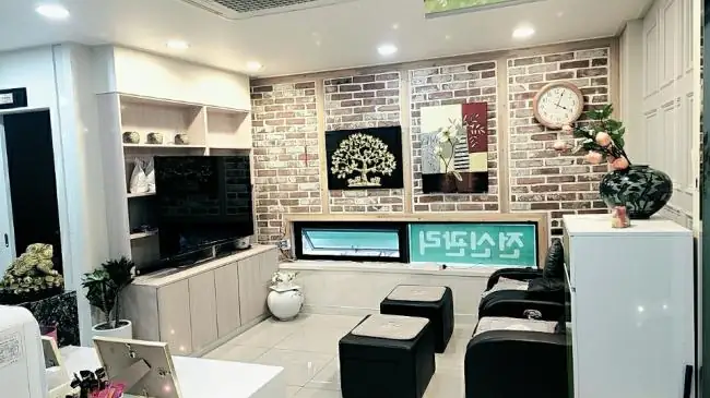 텐텐풋샵 매장 사진 2 — 사하구 당리동