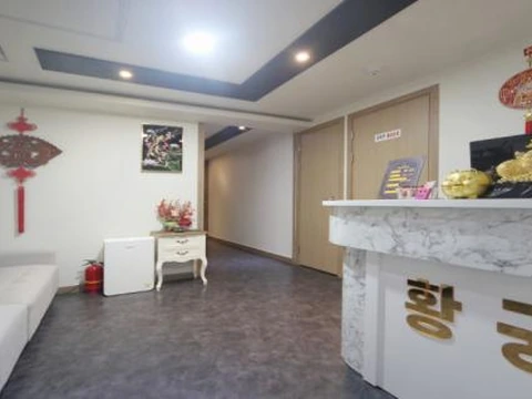 황궁테라피 매장 사진 1 — 구리시 수택동